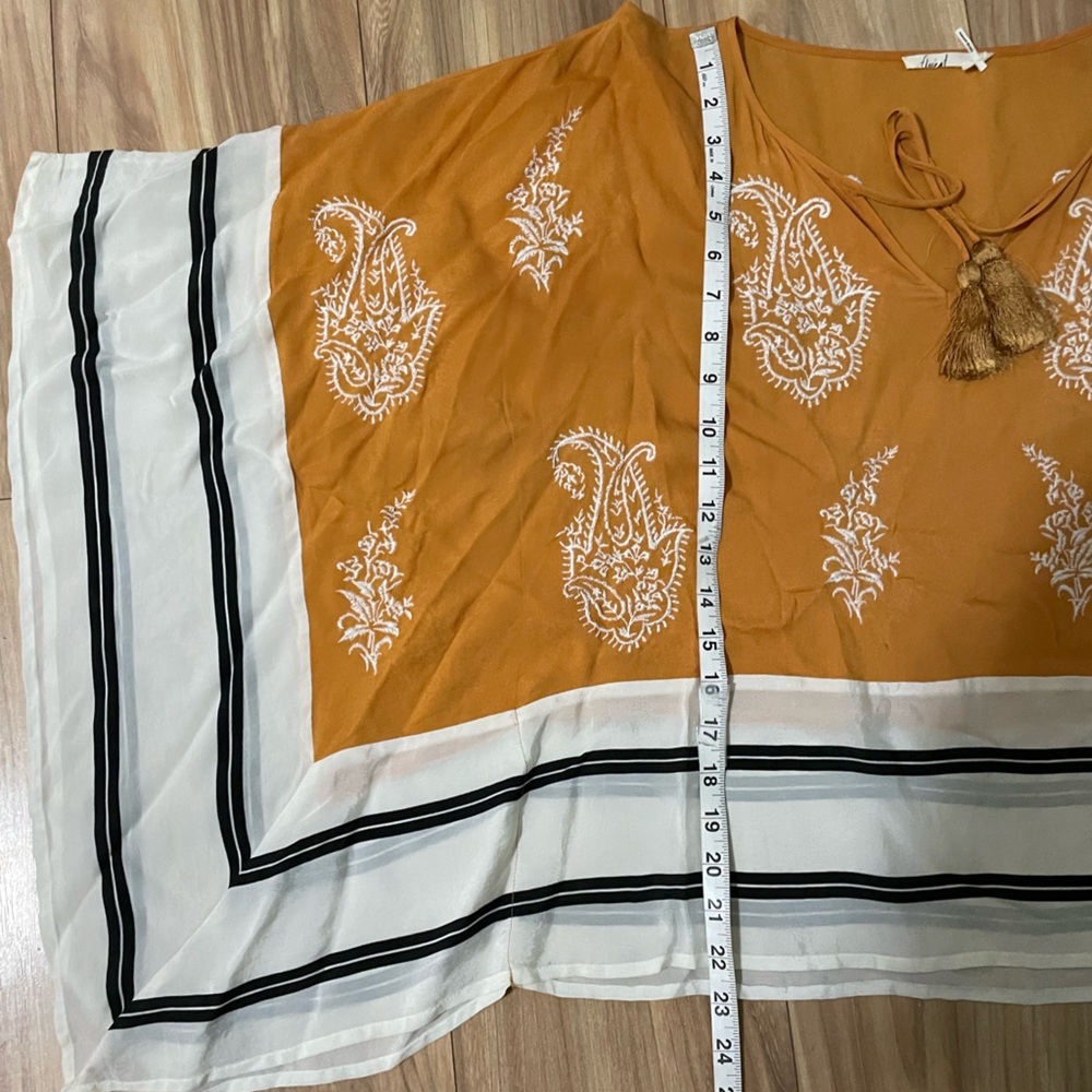Anthropologie Floreat Sunglow Embroidered Detail Caftan Kimino Top. - Picture 13 of 14